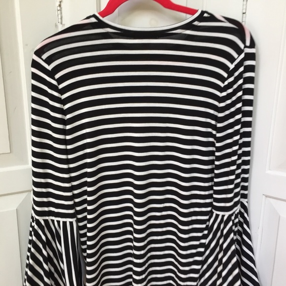 Maette Black & White Striped Bell Sleeve Top - Picture 15 of 15